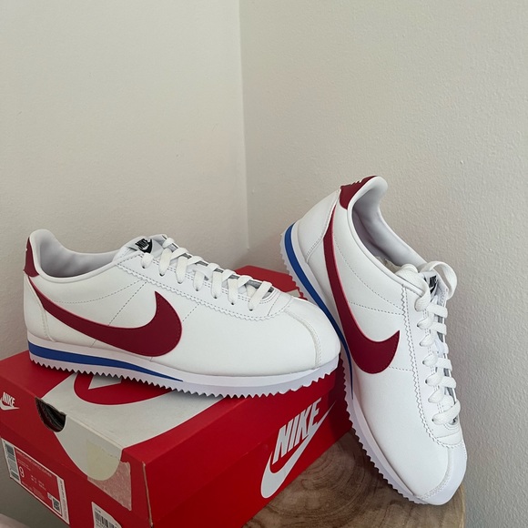 SOLD - Nike Classic Cortez Leather - Picture 3 of 3